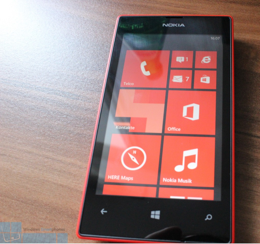 Nokia Lumia 520 (1)